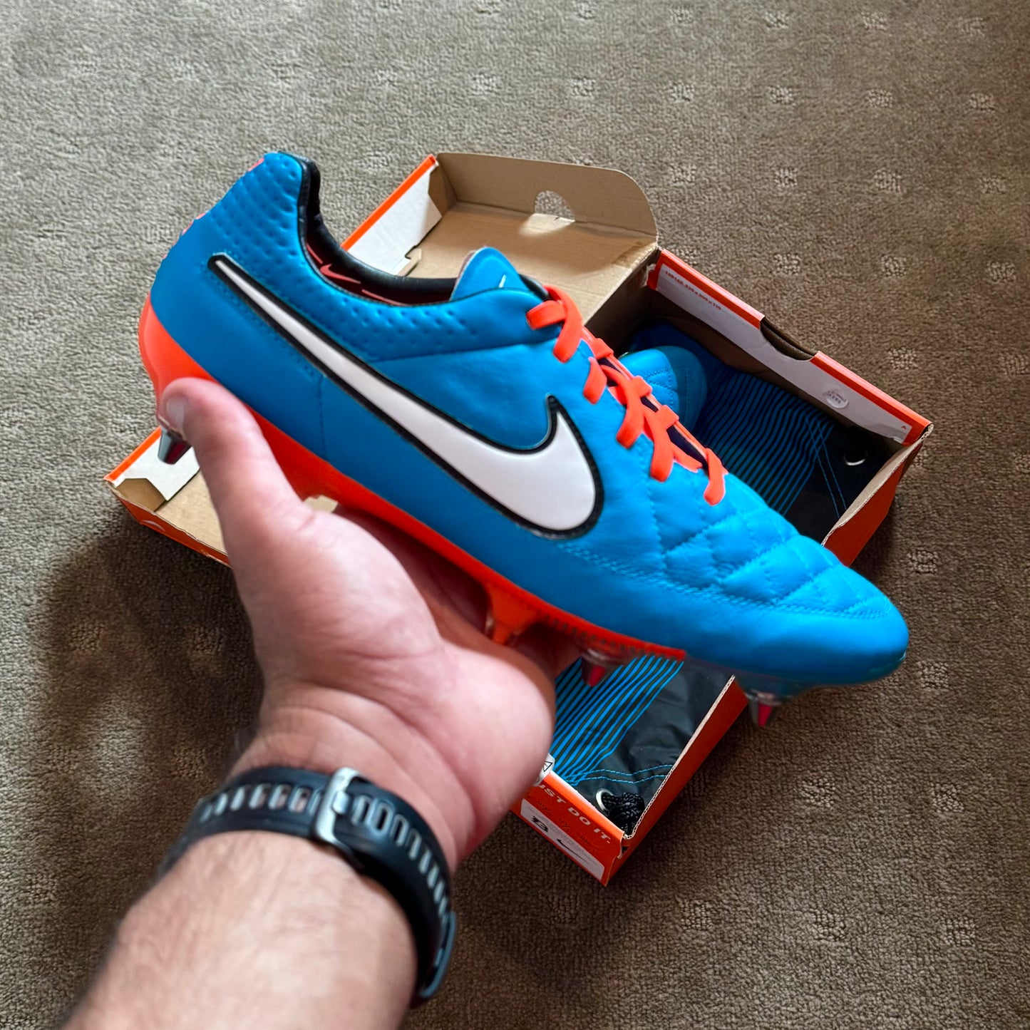 TIEMPO LEGEND 5