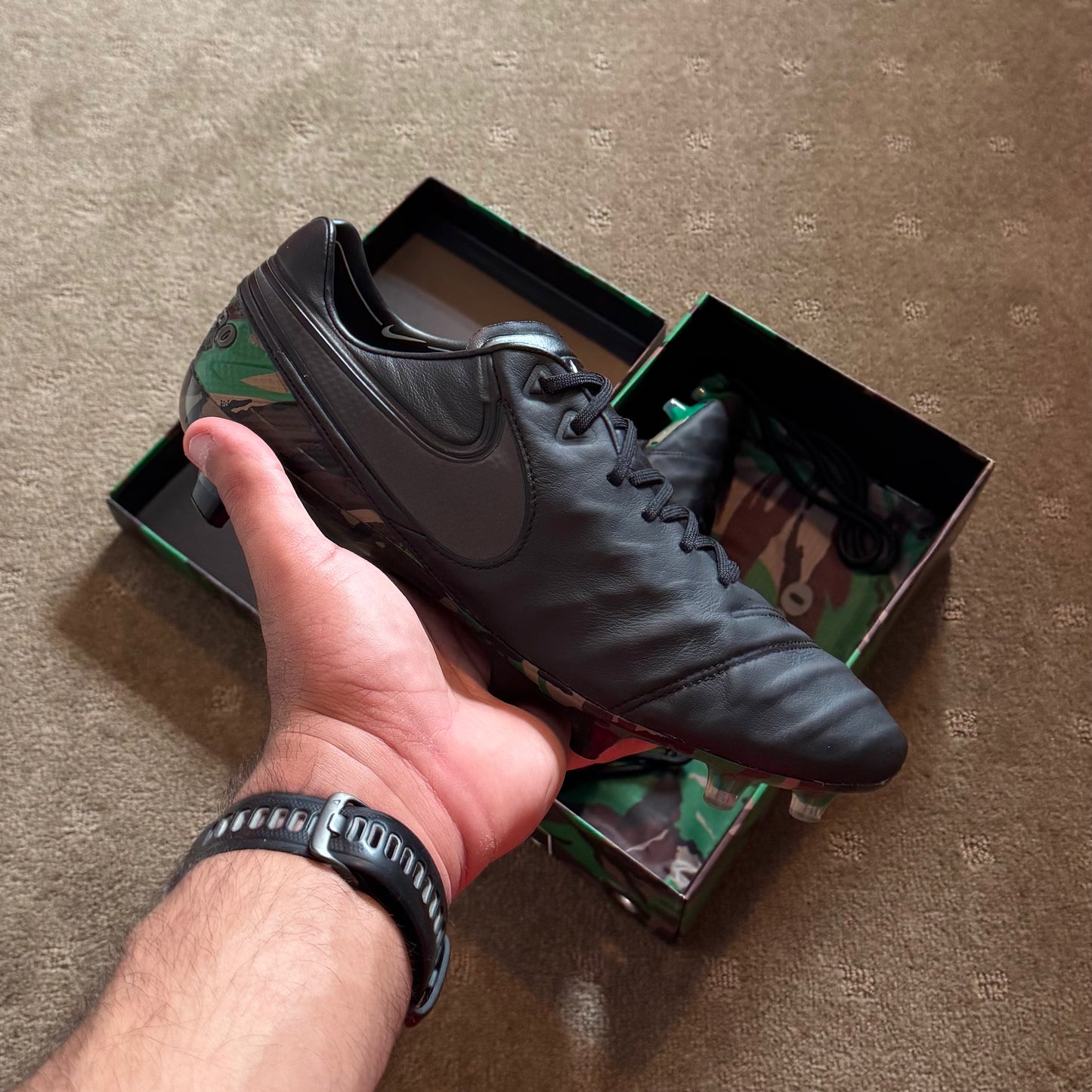 TIEMPO LEGEND 6 SE