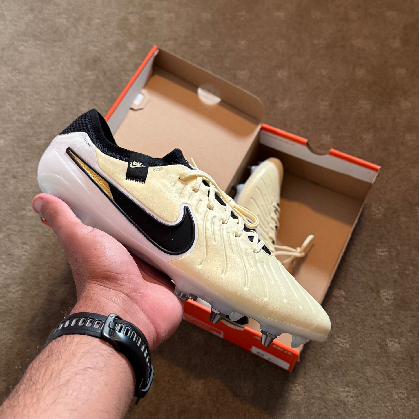 TIEMPO LEGEND 10 ELITE