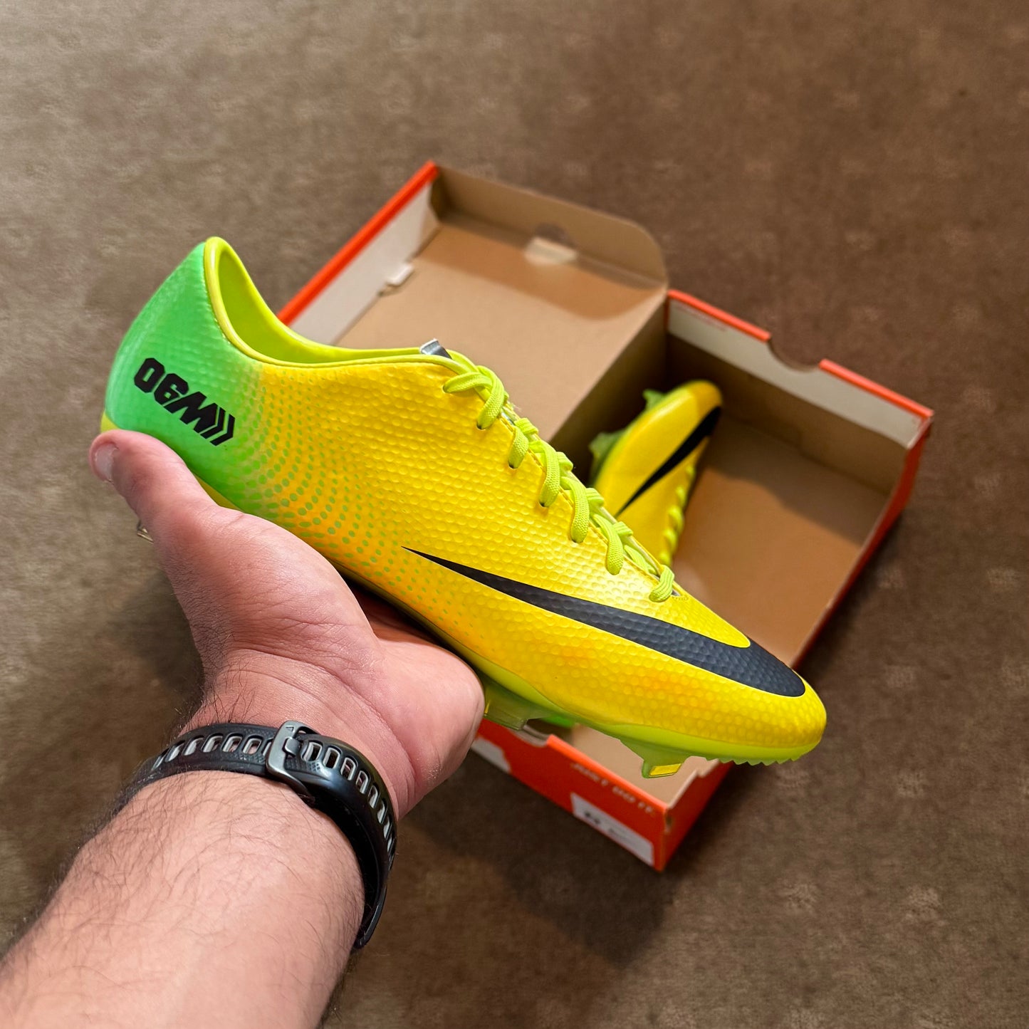 MERCURIAL VAPOR 9
