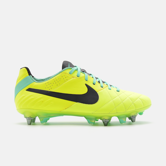 TIEMPO LEGEND 4