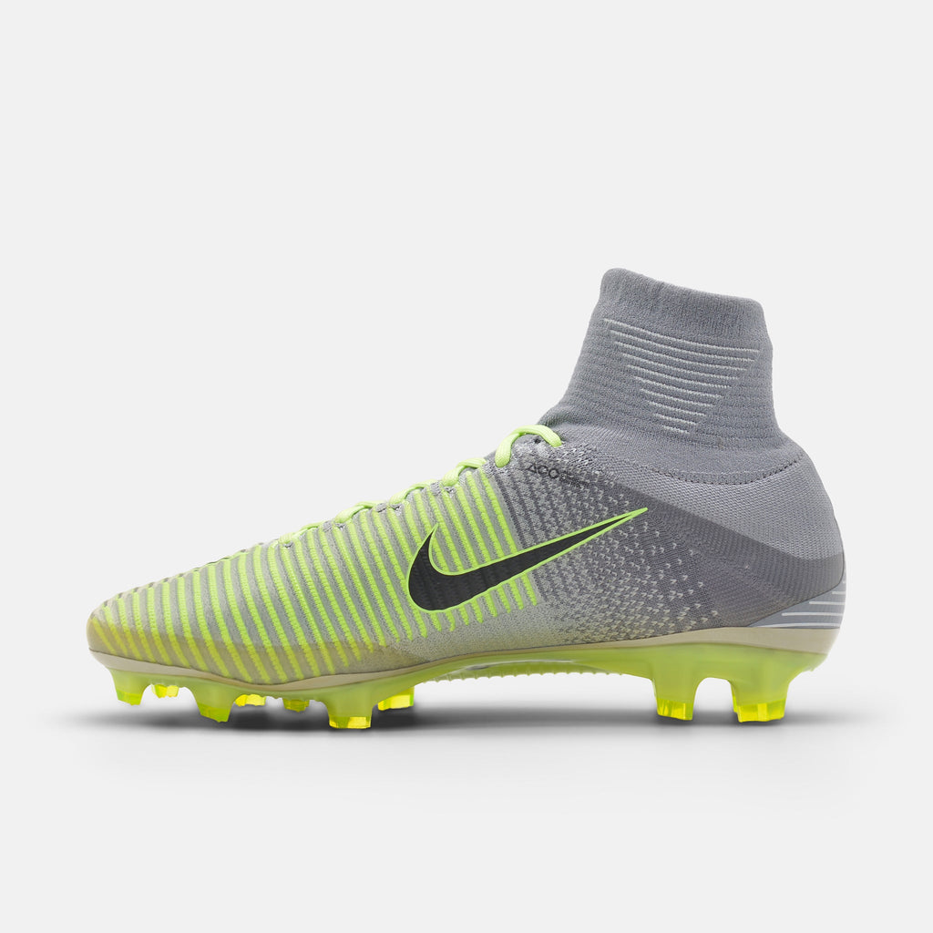 MERCURIAL SUPERFLY V FG