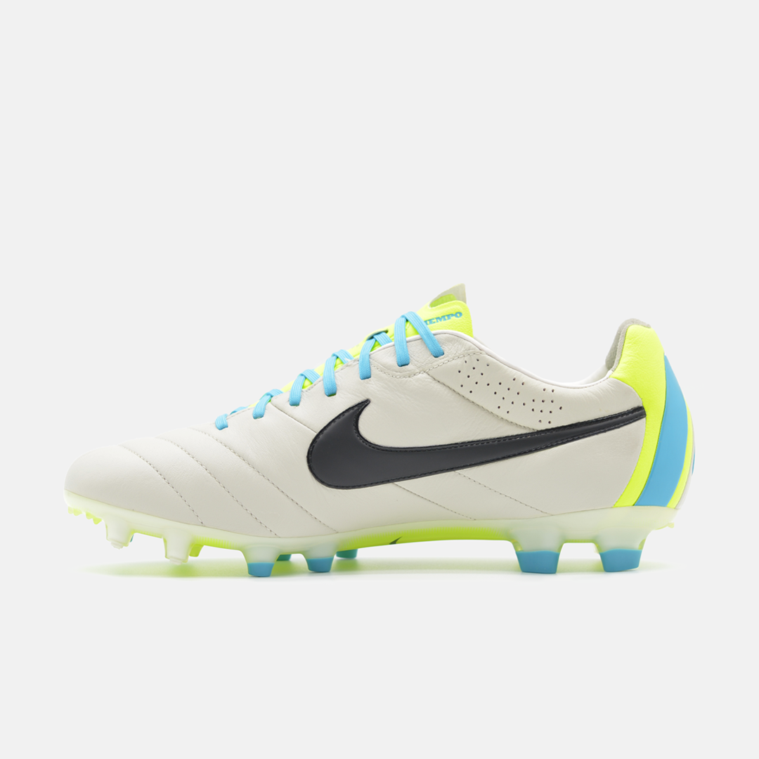 TIEMPO LEGEND 4