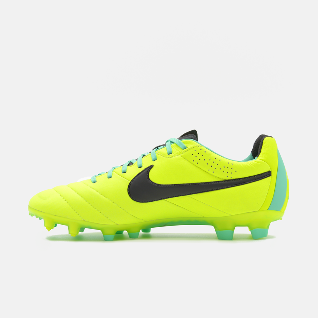 TIEMPO LEGEND 4