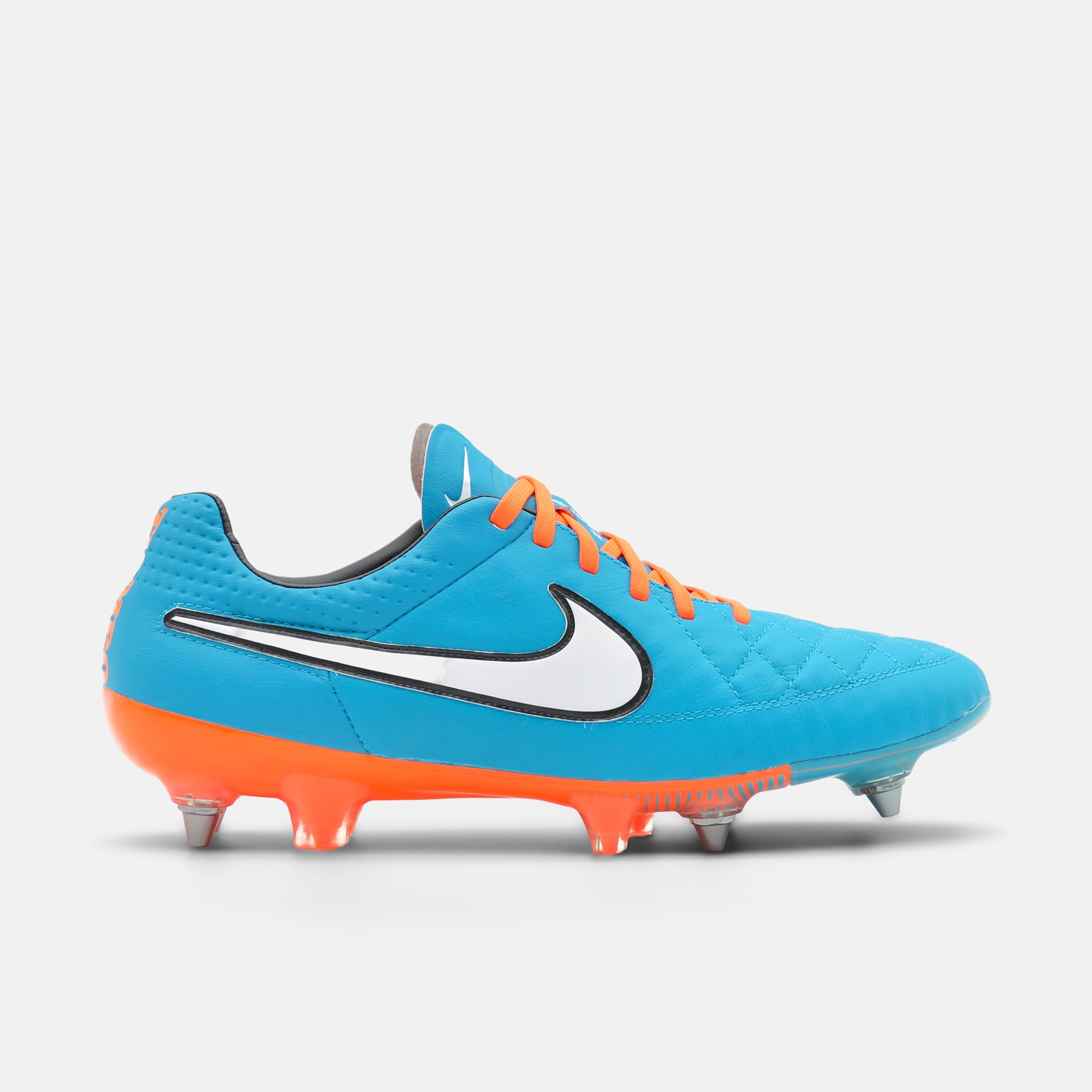 Nike Tiempo Legend V SG | Boots Vault