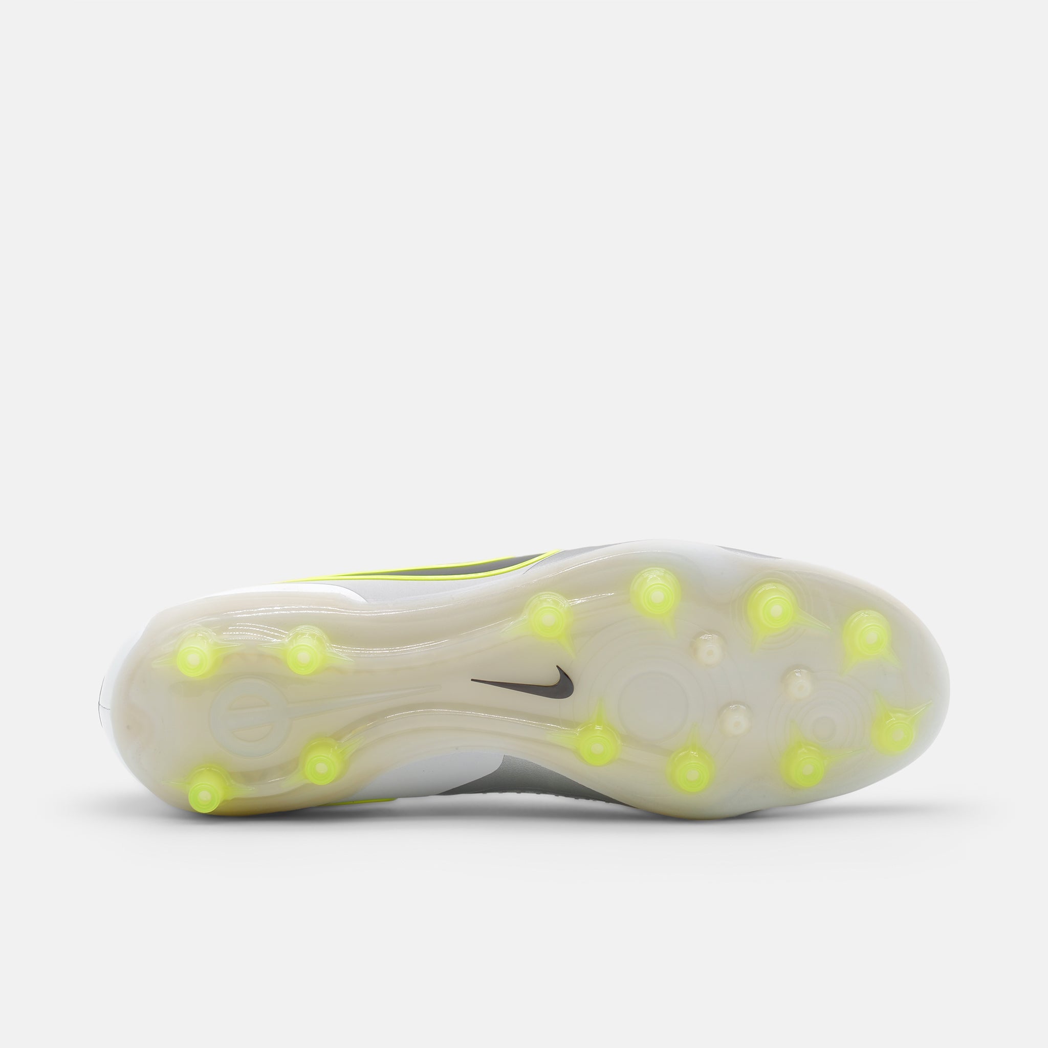 Nike Tiempo Legend 10 Elite AG Metallic Silver / Volt / Black football boots — photo 2